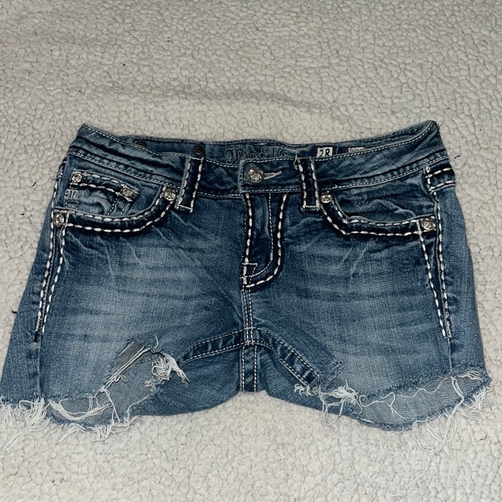 Miss me jean shorts Women’s. Size:28. worn once